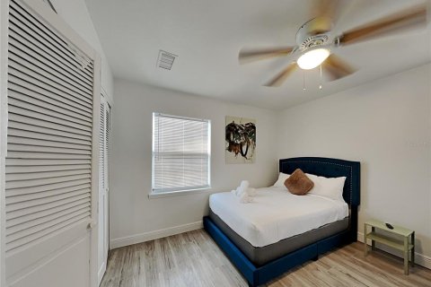 Casa en alquiler en Orlando, Florida, 4 dormitorios, 129.04 m2 № 1904524 - foto 9