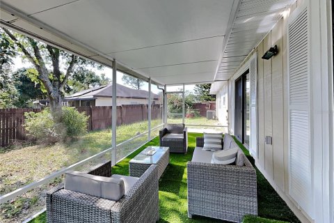 Casa en alquiler en Orlando, Florida, 4 dormitorios, 129.04 m2 № 1904524 - foto 11