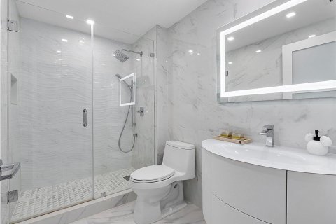Copropriété à vendre à Fort Lauderdale, Floride: 3 chambres, 193.79 m2 № 2379954 - photo 23
