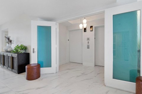 Copropriété à vendre à Fort Lauderdale, Floride: 3 chambres, 193.79 m2 № 2379954 - photo 3