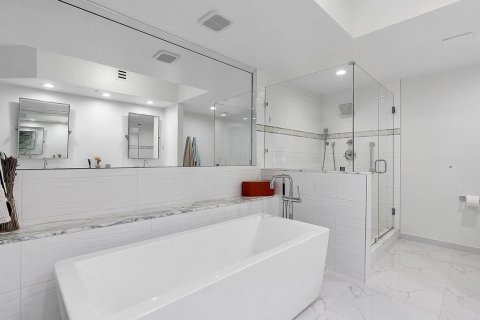Copropriété à vendre à Fort Lauderdale, Floride: 3 chambres, 193.79 m2 № 2379954 - photo 19