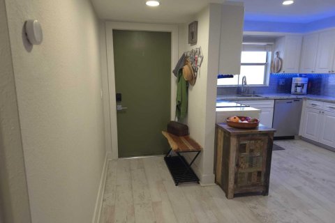 Купить кондоминиум в Санрайз, Флорида 3 комнаты, 112.69м2, № 2146903 - фото 2