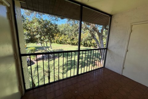 Condominio en alquiler en West Palm Beach, Florida, 2 dormitorios, 103.59 m2 № 1186989 - foto 1