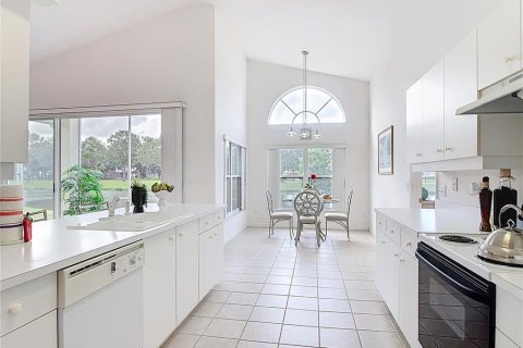 Купить виллу или дом в Порт-Оранж, Флорида 8 комнат, 178.56м2, № 1786024 - фото 24