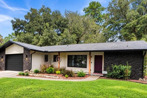 Villa ou maison à Crystal River, Floride 3 chambres, 134.52 m2 № 2416836