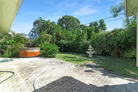 Купить виллу или дом в Помпано-Бич, Флорида 2 спальни, 110.74м2, № 1955386 - фото 27