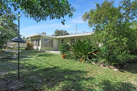 Купить виллу или дом в Помпано-Бич, Флорида 2 спальни, 110.74м2, № 1955386 - фото 29