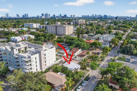 Снять в аренду виллу или дом в Холливуд, Флорида 2 спальни, 100.33м2, № 2018100 - фото 21