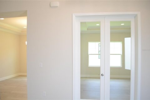 Casa en alquiler en Zephyrhills, Florida, 5 dormitorios, 391.86 m2 № 1792065 - foto 17