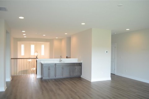 Casa en alquiler en Zephyrhills, Florida, 5 dormitorios, 391.86 m2 № 1792065 - foto 23