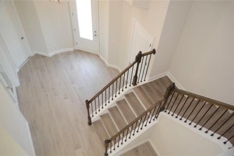 Casa en alquiler en Zephyrhills, Florida, 5 dormitorios, 391.86 m2 № 1792065 - foto 22