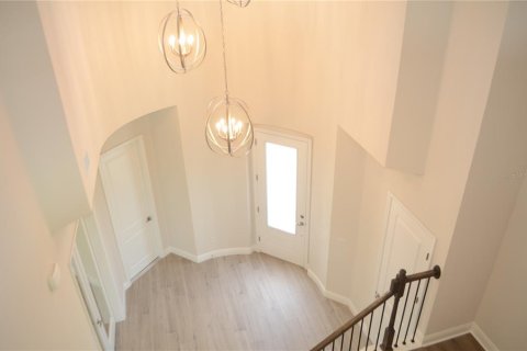 Casa en alquiler en Zephyrhills, Florida, 5 dormitorios, 391.86 m2 № 1792065 - foto 21
