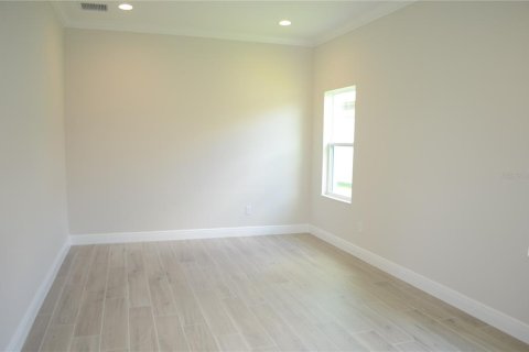 Casa en alquiler en Zephyrhills, Florida, 5 dormitorios, 391.86 m2 № 1792065 - foto 7