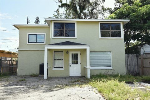 House in Daytona Beach, Florida 4 bedrooms, 146.97 sq.m. № 2204675