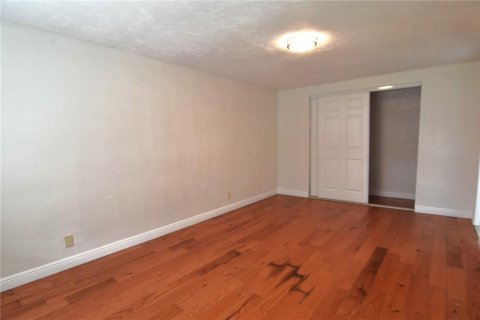 Casa en alquiler en Daytona Beach, Florida, 4 dormitorios, 146.97 m2 № 2204675 - foto 2