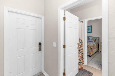 Adosado en venta en Davenport, Florida, 4 dormitorios, 138.61 m2 № 2318672 - foto 3