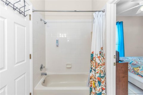 Adosado en venta en Davenport, Florida, 4 dormitorios, 138.61 m2 № 2318672 - foto 6