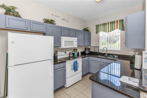 Adosado en venta en Davenport, Florida, 4 dormitorios, 138.61 m2 № 2318672 - foto 12