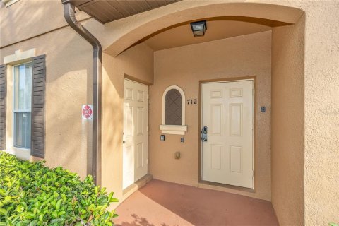 Adosado en venta en Davenport, Florida, 4 dormitorios, 138.61 m2 № 2318672 - foto 2