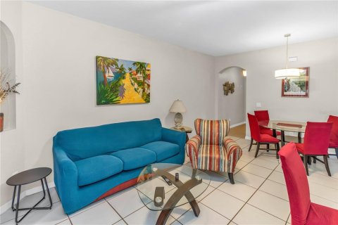 Adosado en venta en Davenport, Florida, 4 dormitorios, 138.61 m2 № 2318672 - foto 10