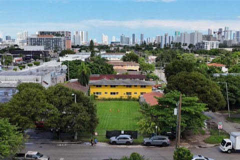 Terrain à vendre à Miami, Floride № 1920587 - photo 13
