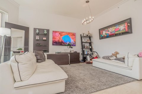 Condo in Aventura, Florida, 1 bedroom № 1969928 - photo 8