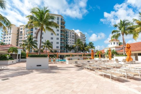 Condo in Aventura, Florida, 1 bedroom № 1969928 - photo 25