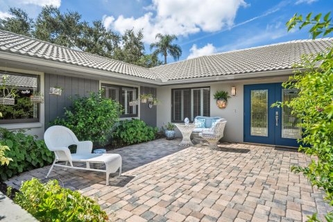House in Palm City, Florida 3 bedrooms, 227.33 sq.m. № 2169570 - photo 5