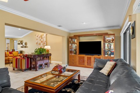 House in Palm City, Florida 3 bedrooms, 227.33 sq.m. № 2169570 - photo 14