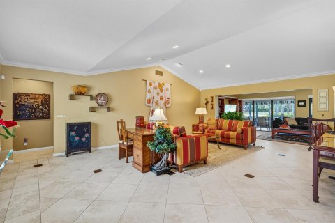 House in Palm City, Florida 3 bedrooms, 227.33 sq.m. № 2169570 - photo 11
