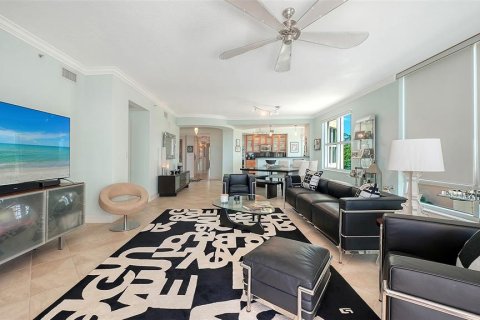 Condo in Osprey, Florida, 3 bedrooms  № 2124045 - photo 16