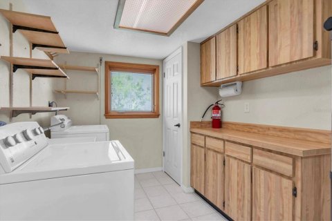 Casa en venta en Saint Petersburg, Florida, 4 dormitorios, 288.37 m2 № 2198477 - foto 27