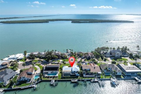 Casa en venta en Saint Petersburg, Florida, 4 dormitorios, 288.37 m2 № 2198477 - foto 11