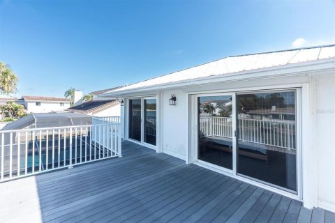 Casa en venta en Saint Petersburg, Florida, 4 dormitorios, 288.37 m2 № 2198477 - foto 26