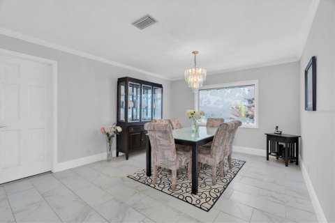 Casa en venta en Saint Petersburg, Florida, 4 dormitorios, 288.37 m2 № 2198477 - foto 12