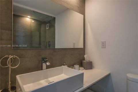 Condominio en alquiler en Miami Beach, Florida, 42.83 m2 № 2339925 - foto 12