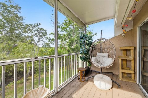 Townhouse in Clearwater, Florida 3 bedrooms, 134.71 sq.m. № 2206694 - photo 24