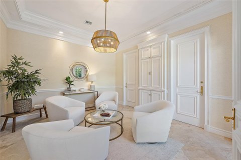 Villa ou maison à vendre à Palm Beach, Floride: 4 chambres, 389.73 m2 № 1967517 - photo 17