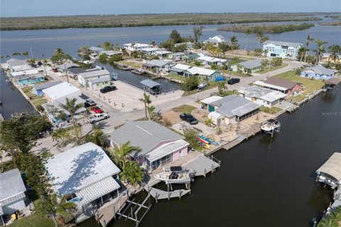 House in Matlacha, Florida 2 bedrooms, 88.35 sq.m. № 1655833 - photo 6