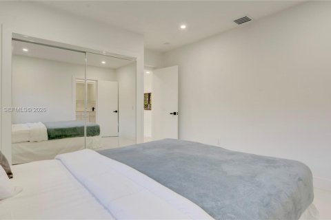 Villa ou maison à vendre à Miami, Floride: 3 chambres, 140.56 m2 № 2019672 - photo 19