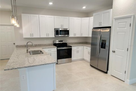 House in North Port, Florida 3 bedrooms, 136.01 sq.m. № 1884667 - photo 6
