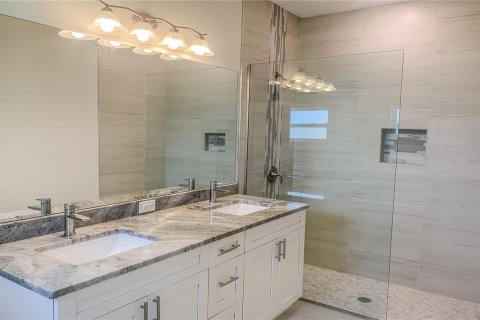 House in North Port, Florida 3 bedrooms, 136.01 sq.m. № 1884667 - photo 10