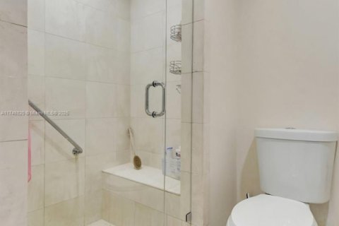 Condominio en venta en Aventura, Florida, 2 dormitorios, 162.58 m2 № 1960582 - foto 24