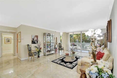 Condominio en venta en Aventura, Florida, 2 dormitorios, 162.58 m2 № 1960582 - foto 6