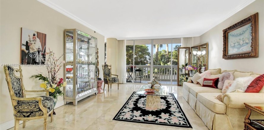 Condominio en Aventura, Florida, 2 dormitorios  № 1960582
