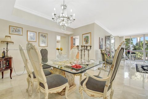 Condominio en venta en Aventura, Florida, 2 dormitorios, 162.58 m2 № 1960582 - foto 10