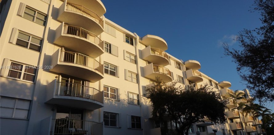 Condo à Key Biscayne, Floride, 2 chambres  № 2031984