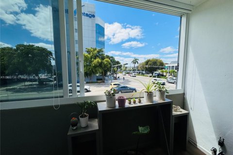 Condominio en venta en Hialeah, Florida, 3 dormitorios, 118.73 m2 № 1954612 - foto 21