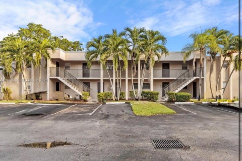 Condo in Davie, Florida, 2 bedrooms  № 1992787 - photo 3