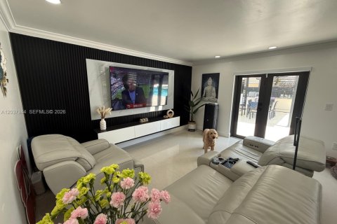 Villa ou maison à vendre à Miami, Floride: 5 chambres, 207.17 m2 № 2086078 - photo 28